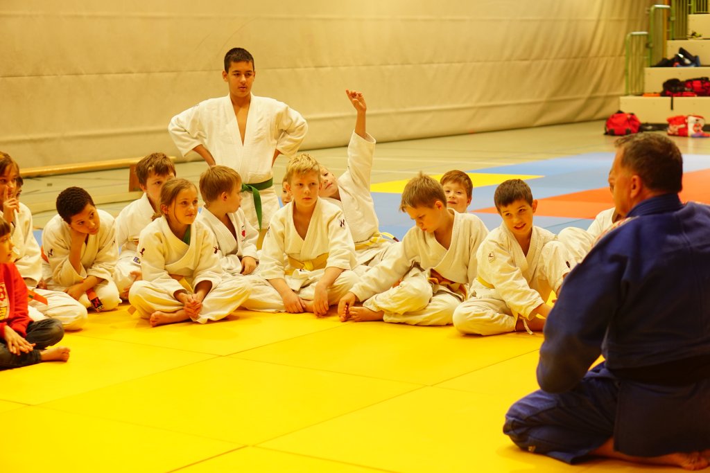 Fragen an Selbstverteidigungstrainer Joachim Kollmar